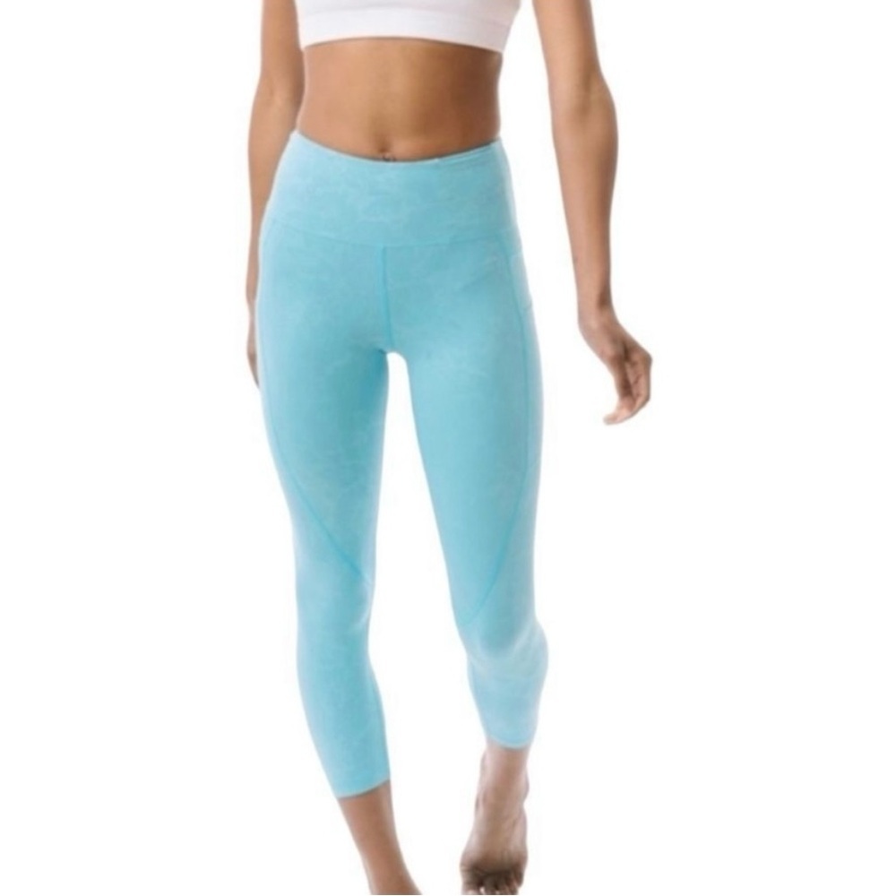 Zyia Active Light N Tight Aqua Paradise Floral Pocket Cropped Leggings Size 6-8‎